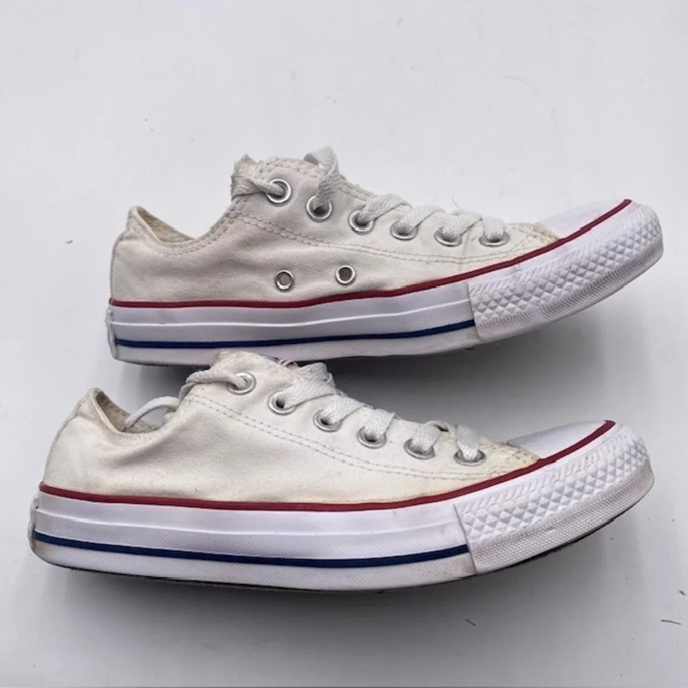 Converse classic low